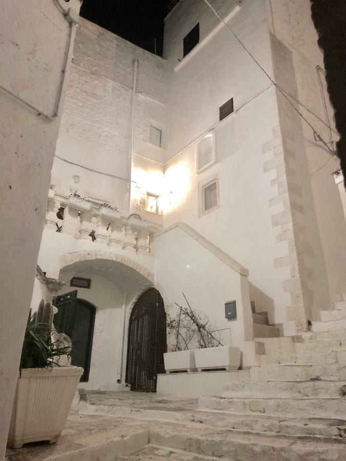 Le Tre Volte Villa ออสตูนี ภายนอก รูปภาพ